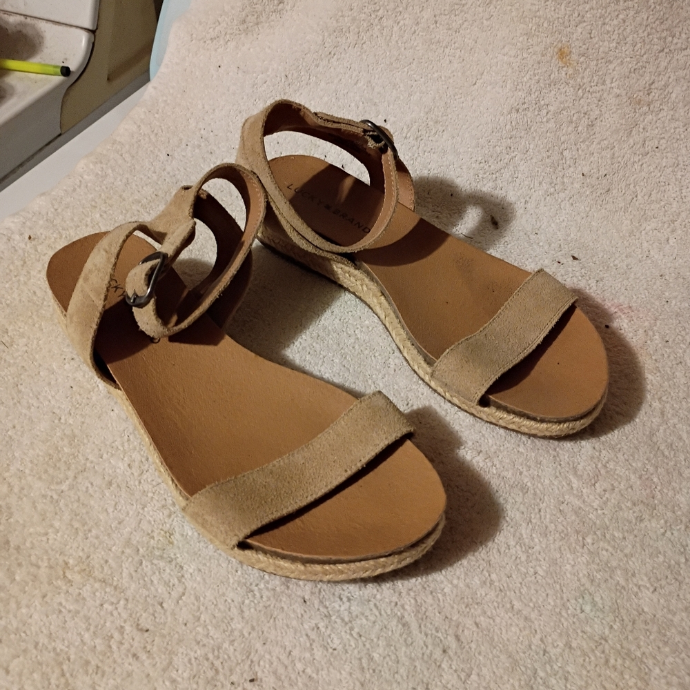 Womens 8m Shoes